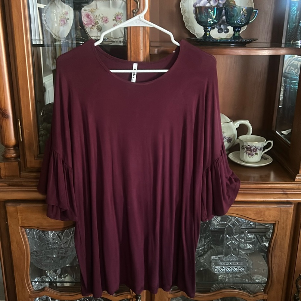 Blouse size M